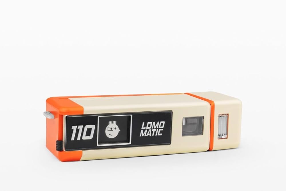 フィルムカメラ Lomomatic 110 Camera & Flash Golden Gate Lomomatic 110 Camera & Flash Golden Gate – Lomography
